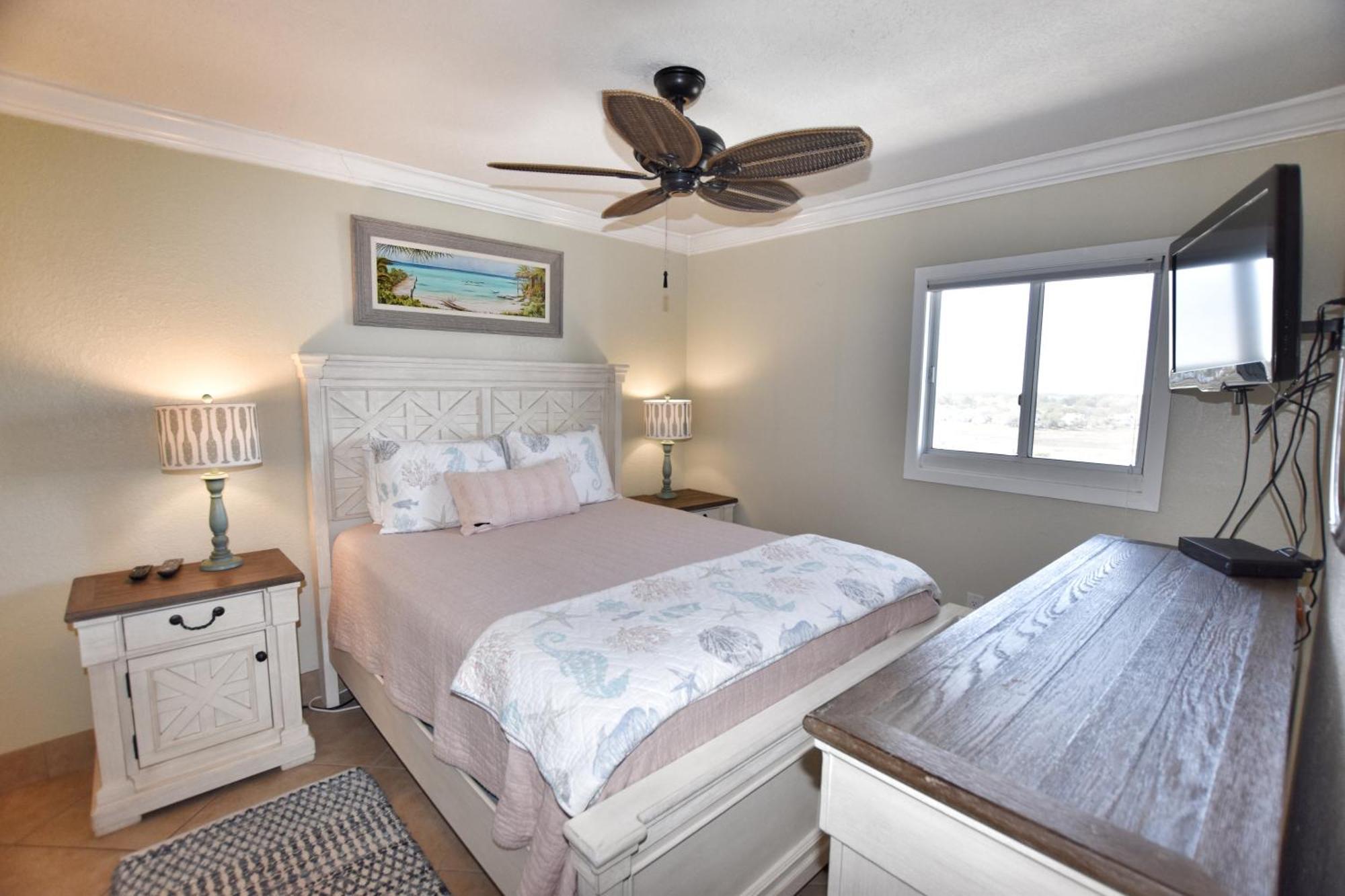 מירטל ביץ' 1004 Waters Edge Resort Condo מראה חיצוני תמונה