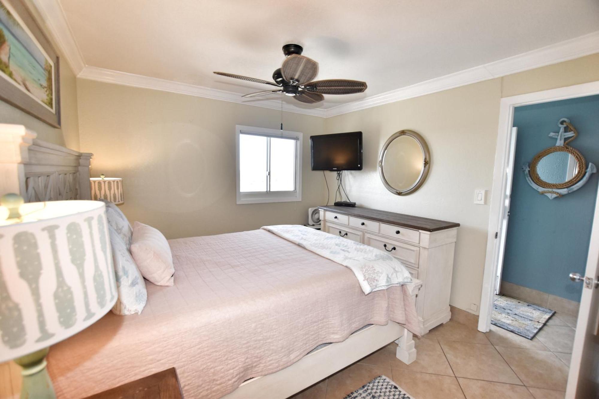 מירטל ביץ' 1004 Waters Edge Resort Condo מראה חיצוני תמונה